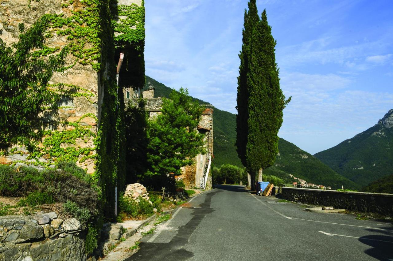 Agriturismo Nonnamelia Nasino Exterior foto