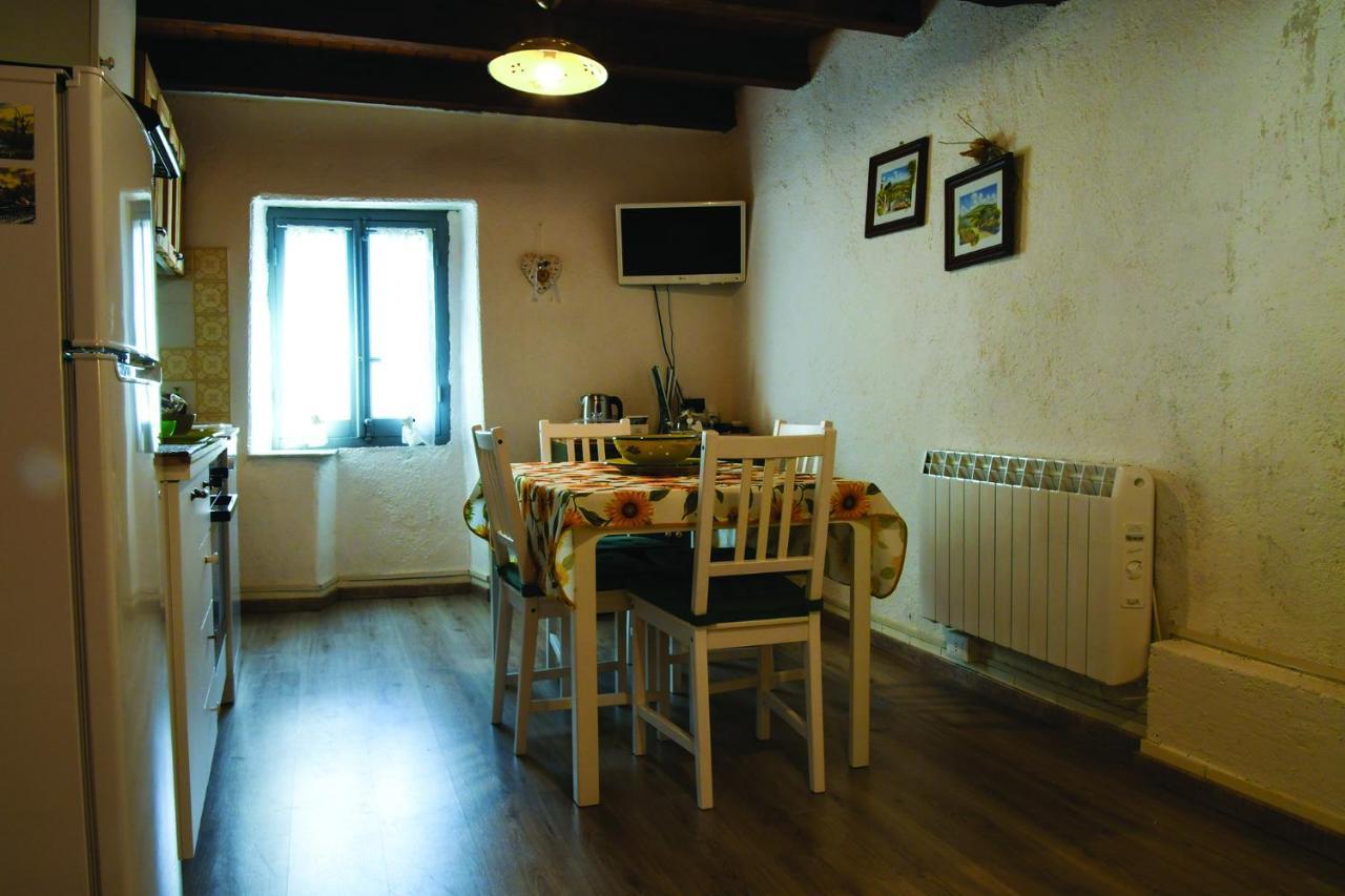 Agriturismo Nonnamelia Nasino Exterior foto